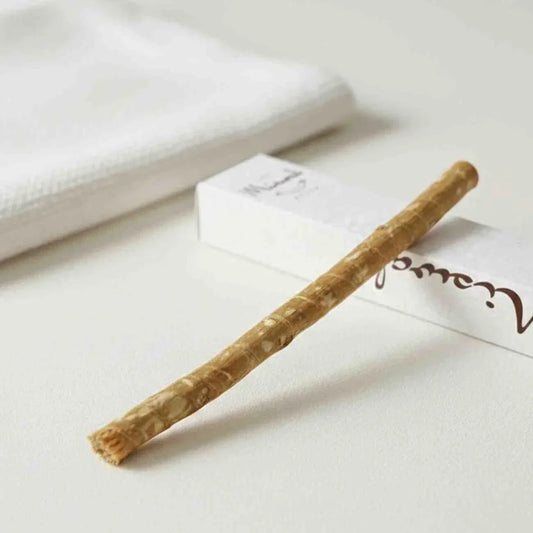 miswak stick has salvadorine compound in it